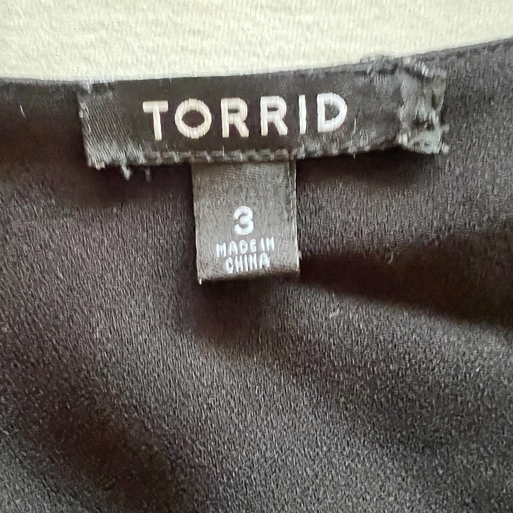 Torrid Open Front Flap Back Blazer Long Sleeve Black Size 3 - Picture 7 of 9